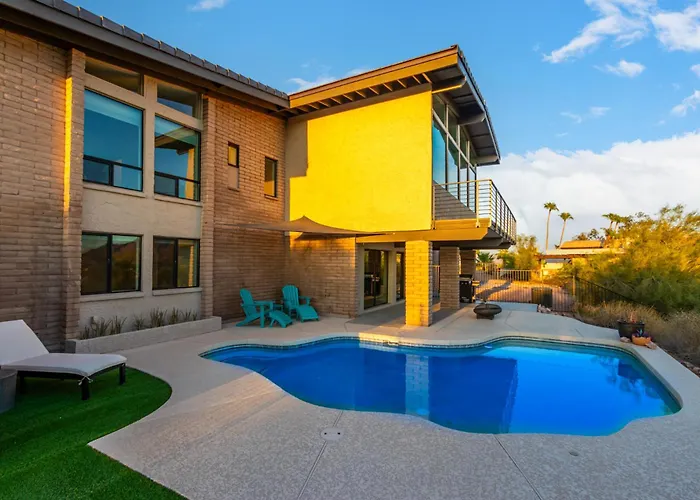 3br Retreat With Heated Pool, Bbq And Mountain Views Holiday home *