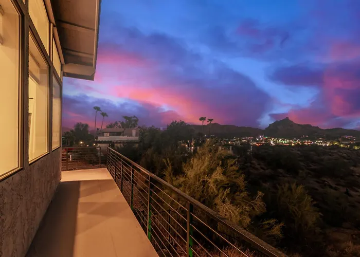 Holiday home 3br Retreat With Heated Pool, Bbq And Mountain Views *