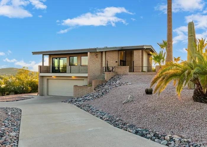 3br Retreat With Heated Pool, Bbq And Mountain Views *