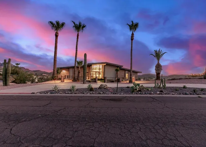 3br Retreat With Heated Pool, Bbq And Mountain Views