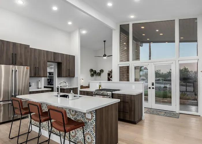 3br Retreat With Heated Pool, Bbq And Mountain Views Holiday home Fountain Hills